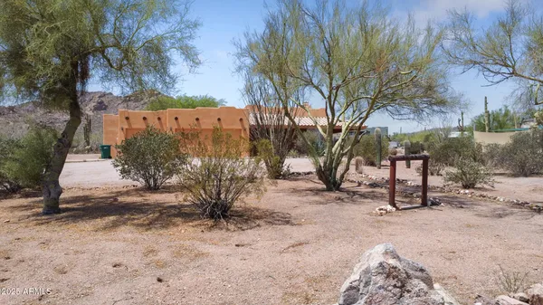 $2,495 | 670 East Moon Vista Street, Apache Junction, AZ 85119