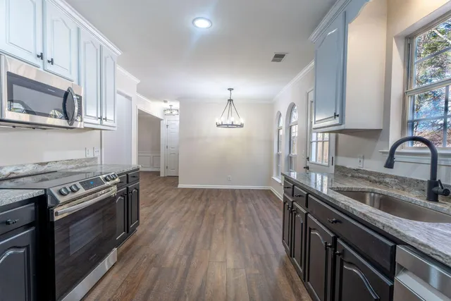 $249,900 | 1702 Chestnut Oak Drive, Unit 83, Dalton, GA 30721