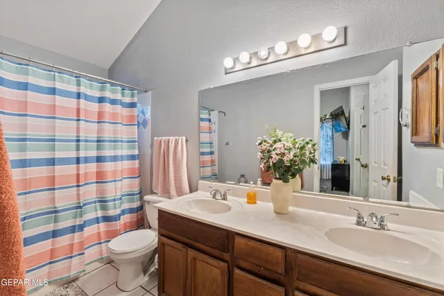 $319,999 | 7753 Luz De Camino Way, El Paso, TX 79912