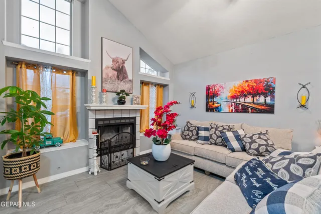 $319,999 | 7753 Luz De Camino Way, El Paso, TX 79912