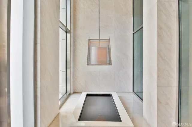 $2,150,000 | 229 Brannan Street, Unit 12C, San Francisco, CA 94107