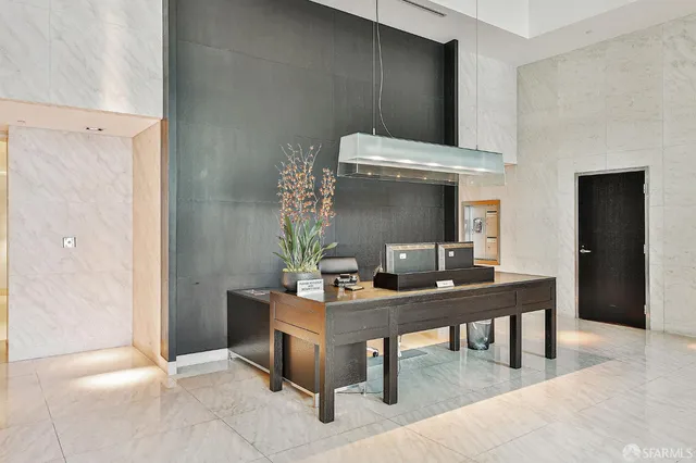 $2,150,000 | 229 Brannan Street, Unit 12C, San Francisco, CA 94107