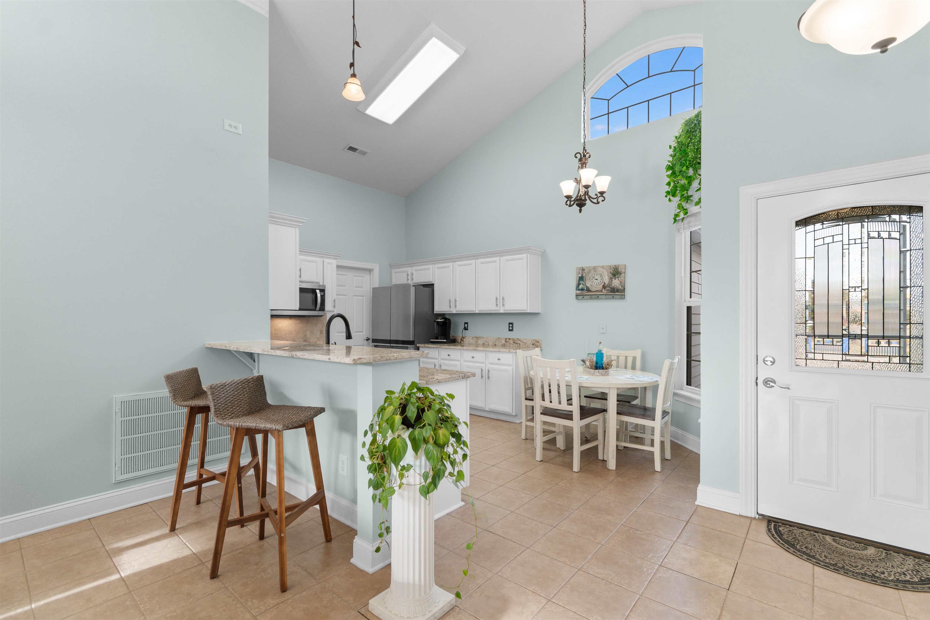 327 Williams Street Myrtle Beach, SC 29577 - Photo 5 of 43