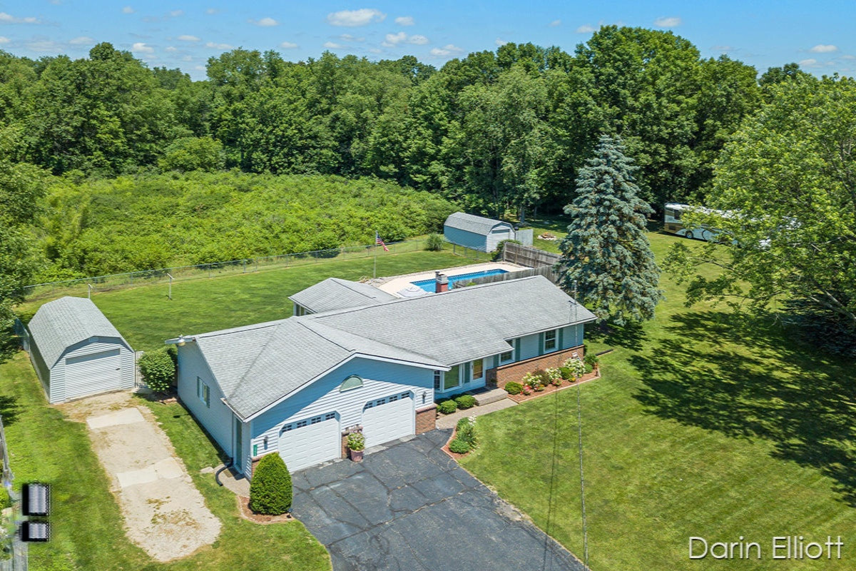 10230 Baker Road Greenville, MI 48838 - Photo 23 of 39 IMG_10231