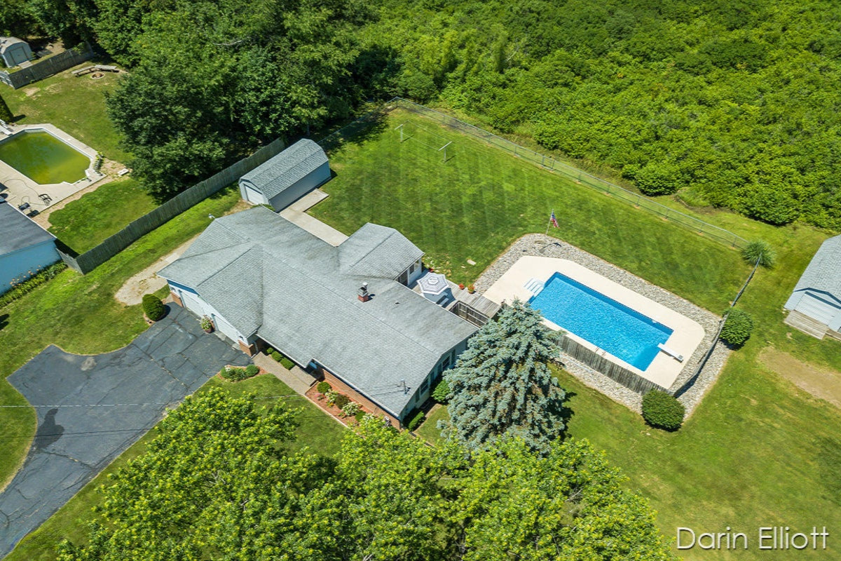 10230 Baker Road Greenville, MI 48838 - Photo 24 of 39 IMG_10232