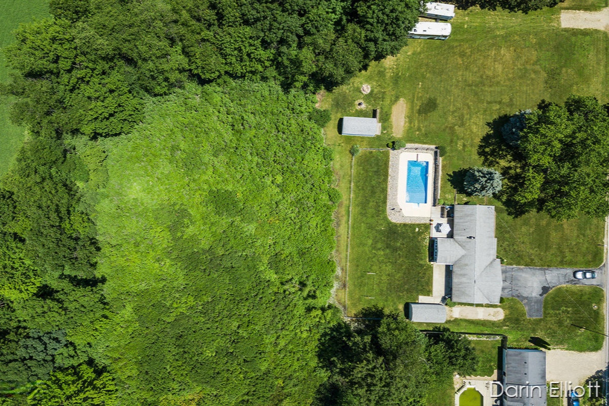 10230 Baker Road Greenville, MI 48838 - Photo 31 of 39 IMG_10241
