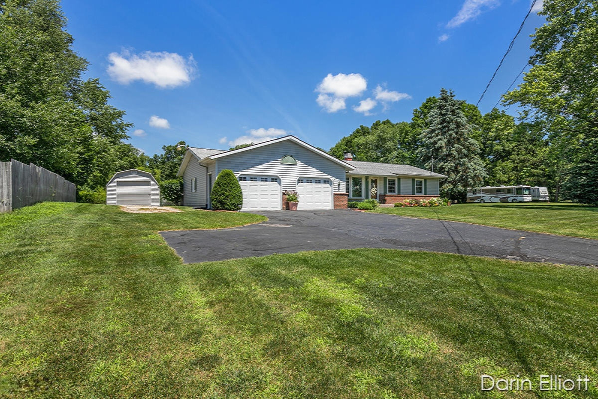10230 Baker Road Greenville, MI 48838 - Photo 32 of 39 IMG_10244