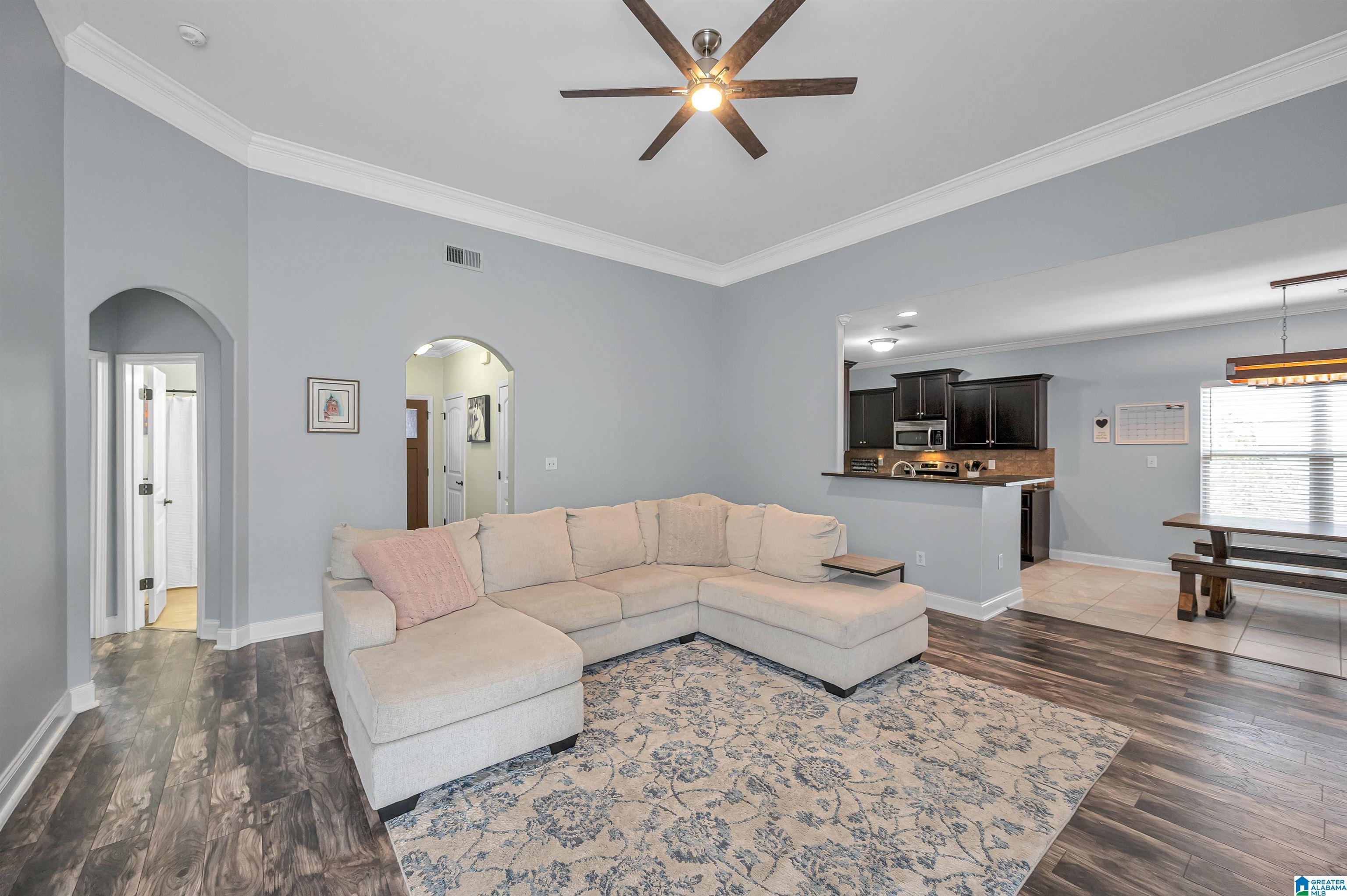 196 Lorrin Lane Sterrett, AL 35147 - Photo 3 of 34
