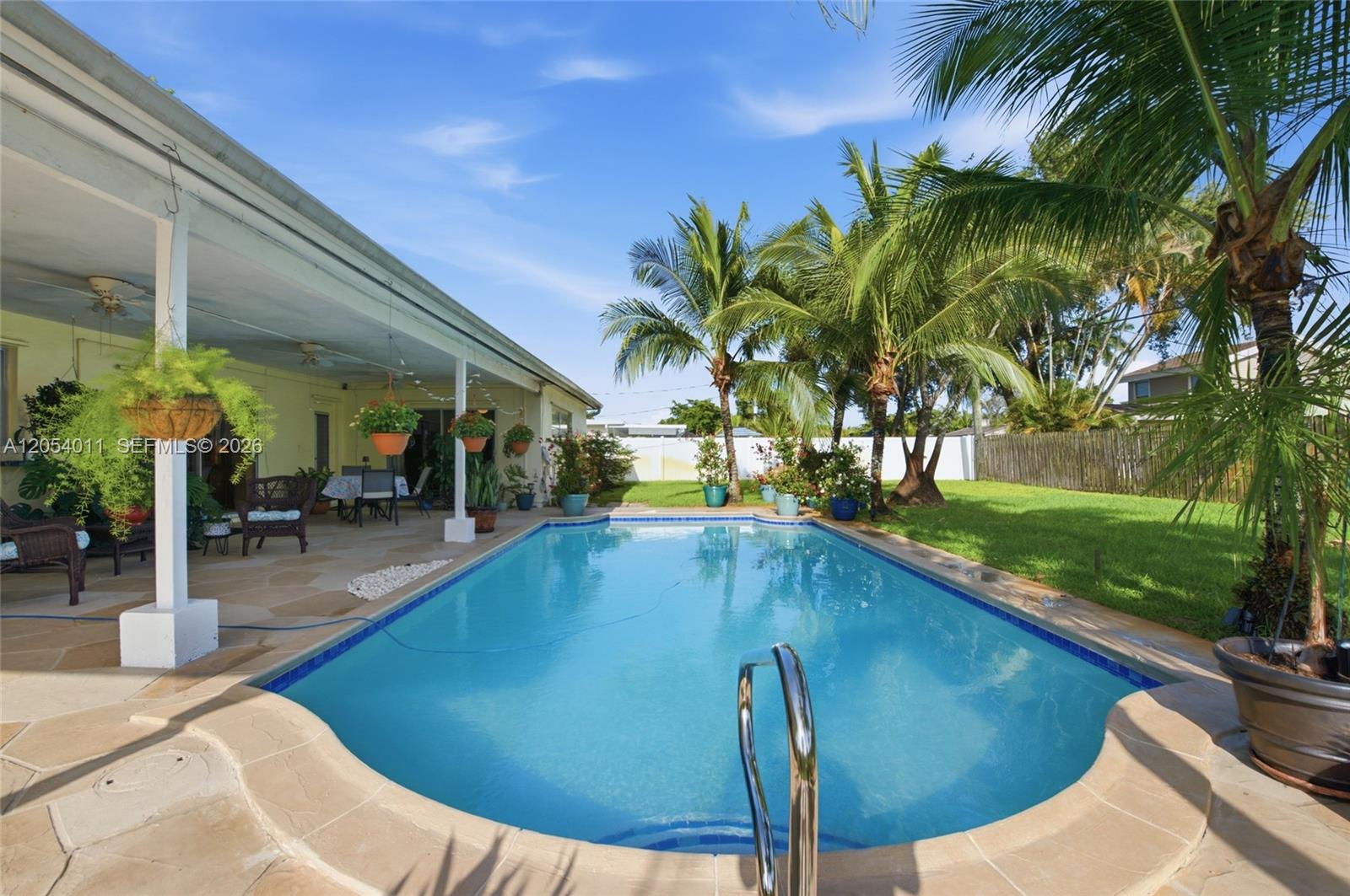 5580 Southwest 7th Street Plantation, FL 33317 - Photo 5 of 37