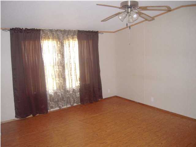 123 Marigold Avenue DeFuniak Springs, FL 32433 - Photo 10 of 28 Gallery Image 10