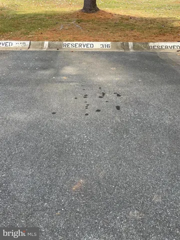 $2,700 | 9316 Jarrett Court, Montgomery Village, MD 20886