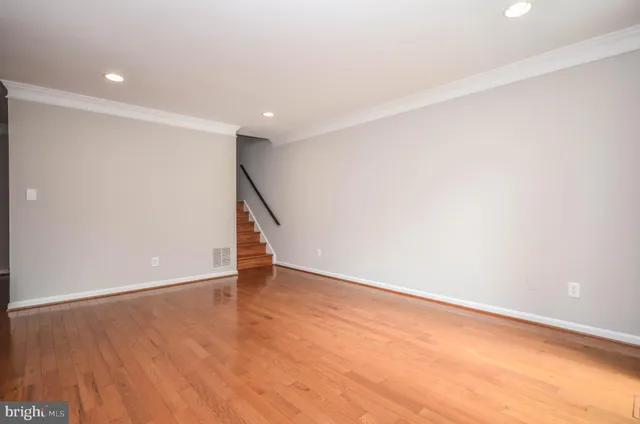 $2,700 | 9316 Jarrett Court, Montgomery Village, MD 20886