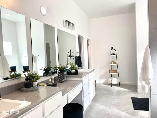 $462,400 | 3625 Springhaven Loop, Las Cruces, NM 88012