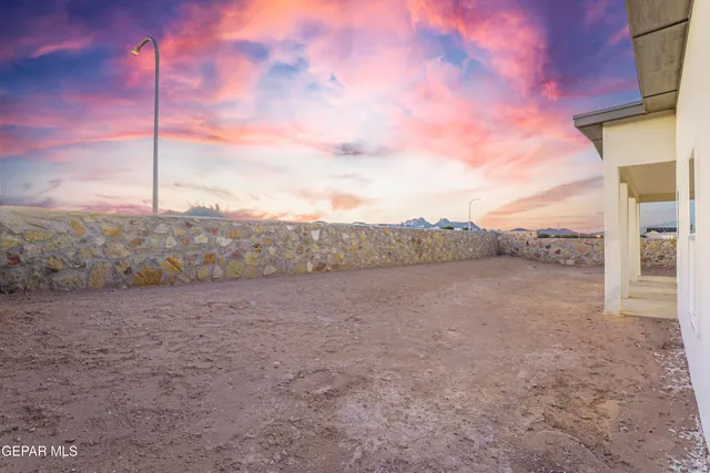 $462,400 | 3625 Springhaven Loop, Las Cruces, NM 88012