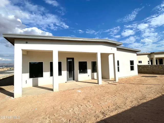 $462,400 | 3625 Springhaven Loop, Las Cruces, NM 88012