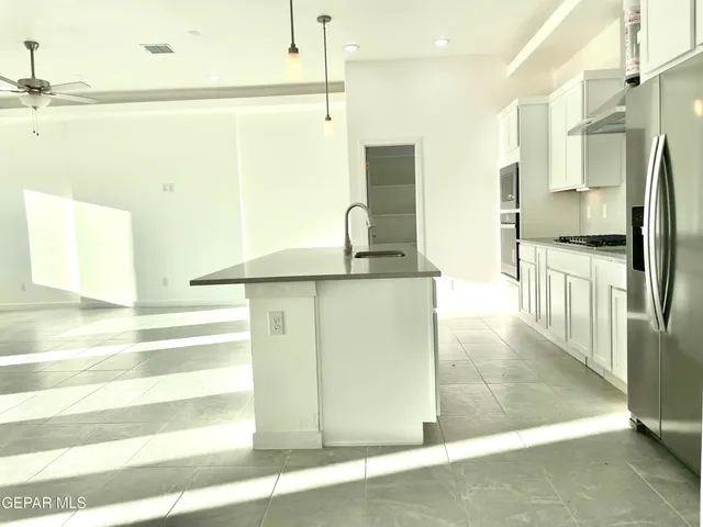 $462,400 | 3625 Springhaven Loop, Las Cruces, NM 88012