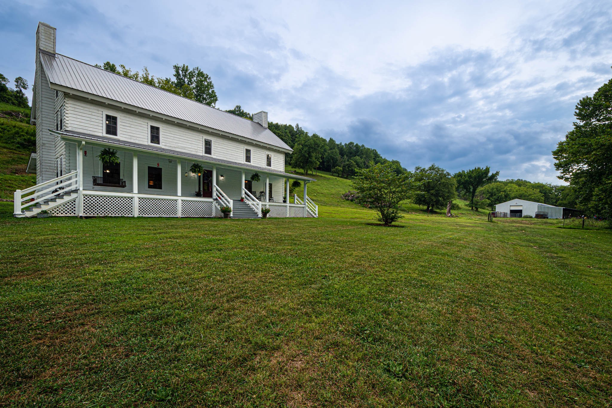 860 Loyd Road Pulaski, TN 38478 - Photo 46 of 70 a view of a house with a big yard