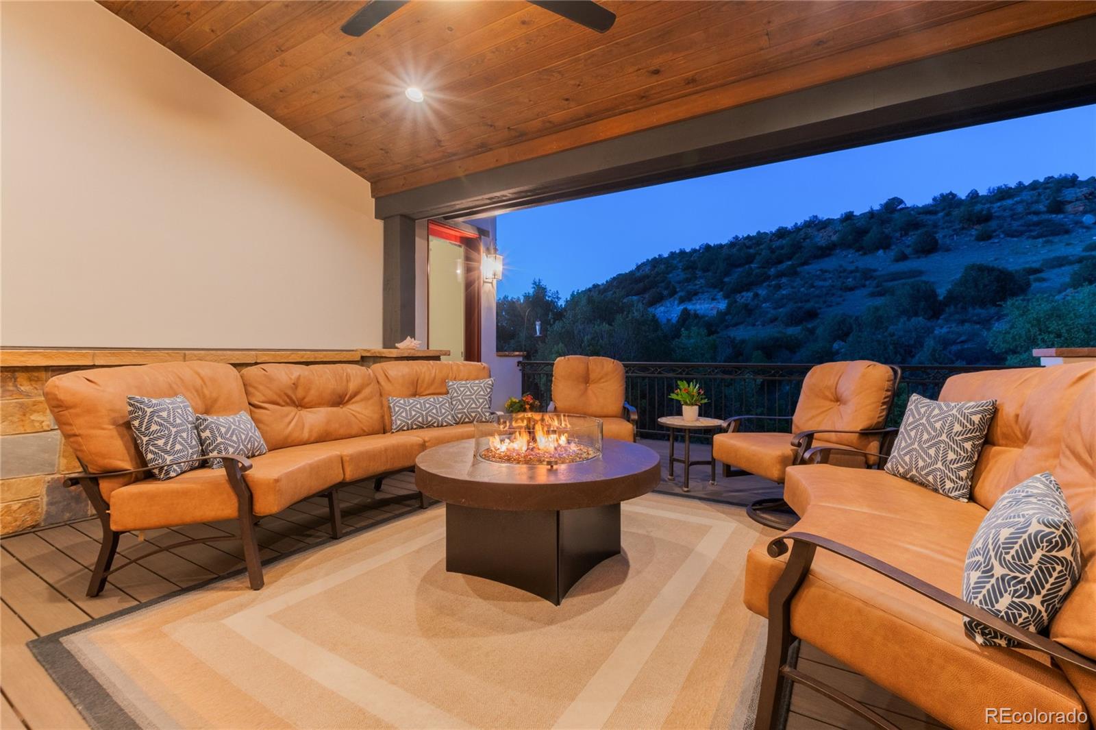 8310 Raphael Lane Littleton, CO 80125 - Photo 11 of 48 Gallery Image 11