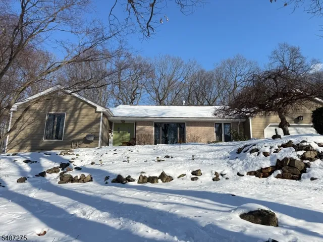 $589,000 | 311 North Polktown Road, Glen Gardner, NJ 08826