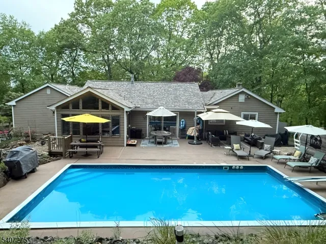 $589,000 | 311 North Polktown Road, Glen Gardner, NJ 08826