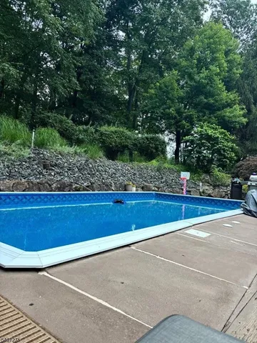 $589,000 | 311 North Polktown Road, Glen Gardner, NJ 08826