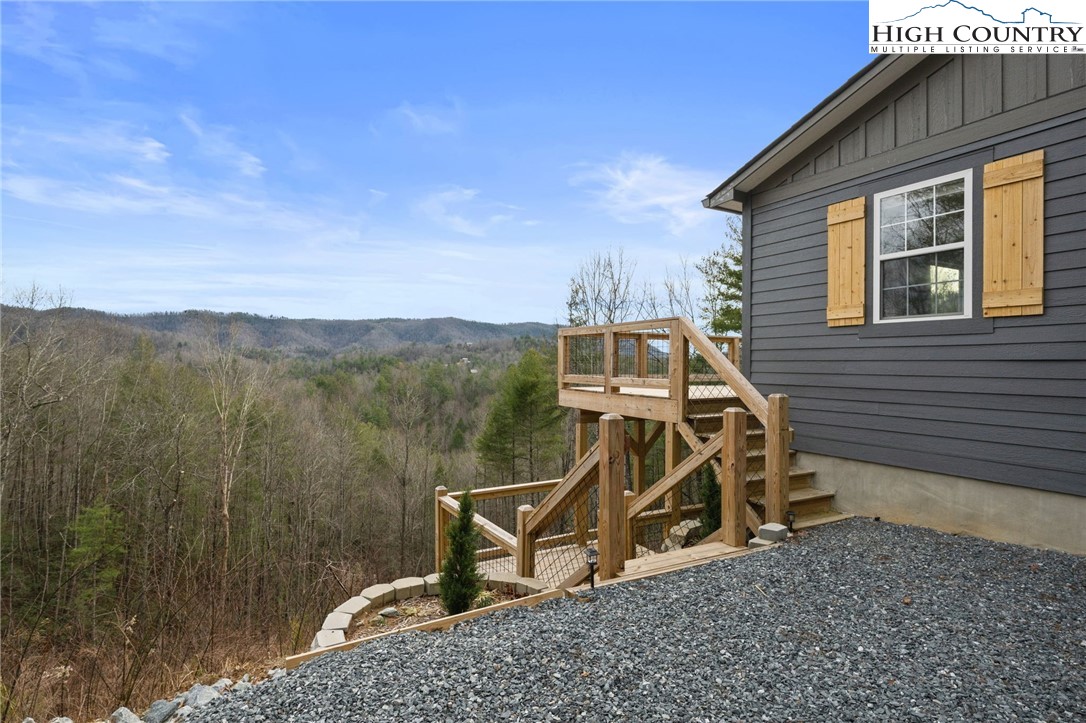 482 Bear Run Road Lenoir, NC 28645 - Photo 3 of 41