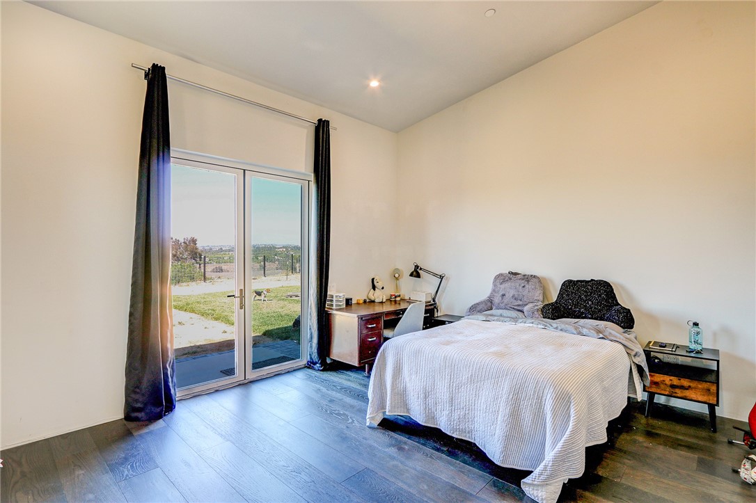 9449 Equestrian Drive Riverside, CA 92503 - Photo 28 of 43