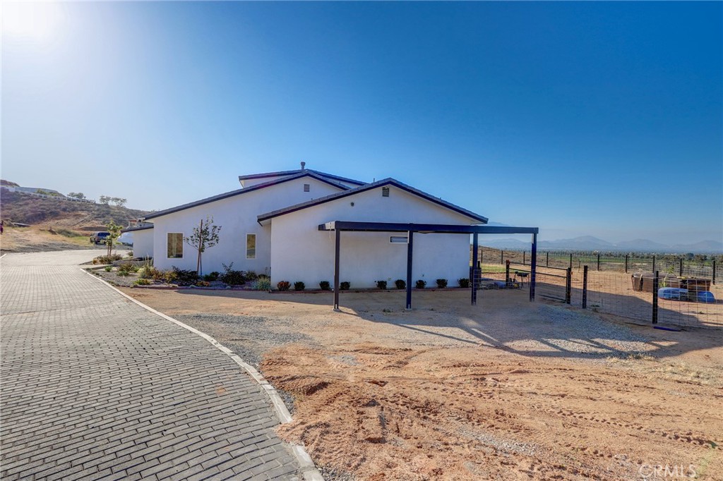 9449 Equestrian Drive Riverside, CA 92503 - Photo 37 of 43