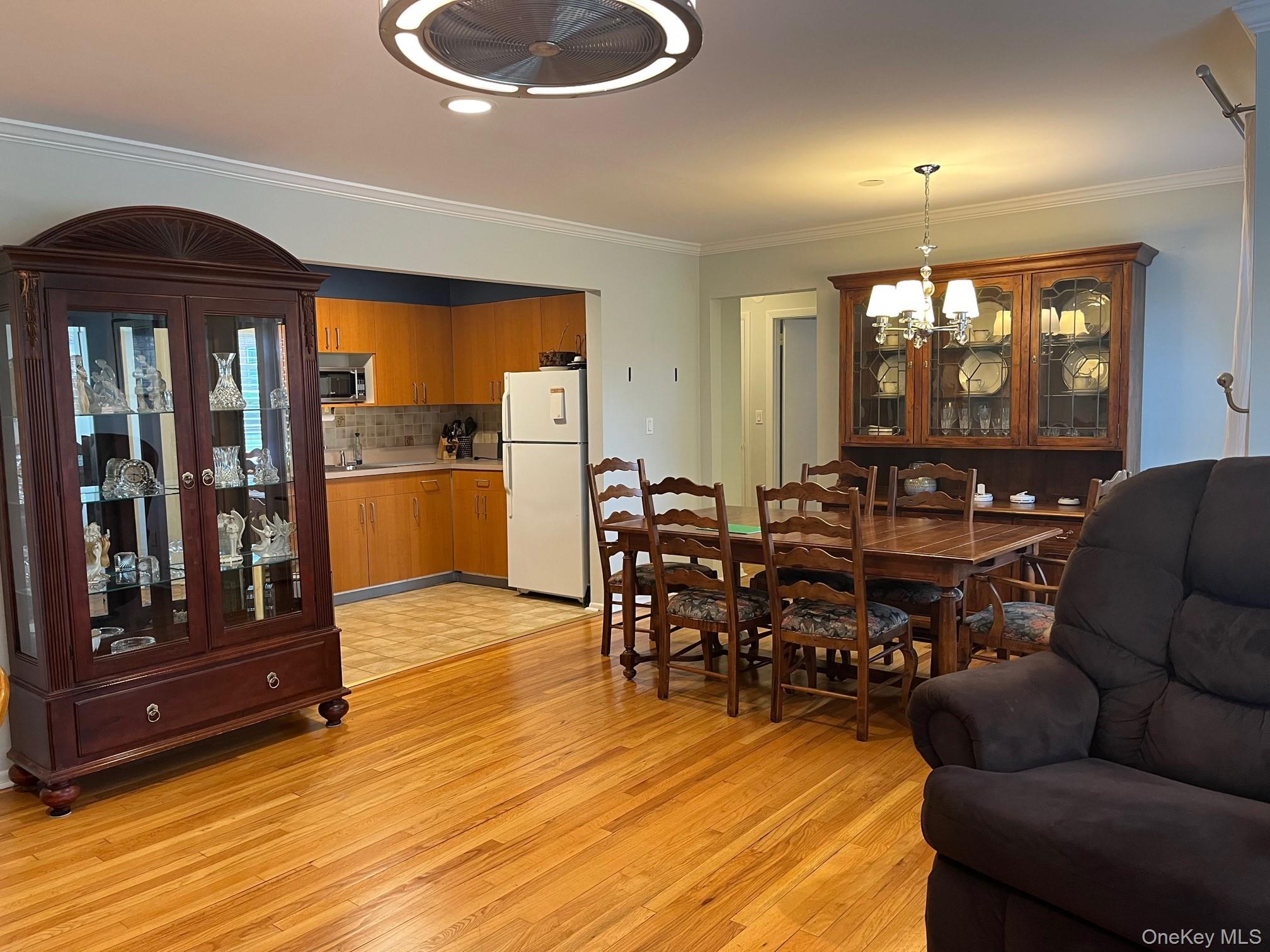 225 North Middletown Road, Unit D Pearl River, NY 10965 - Photo 11 of 20