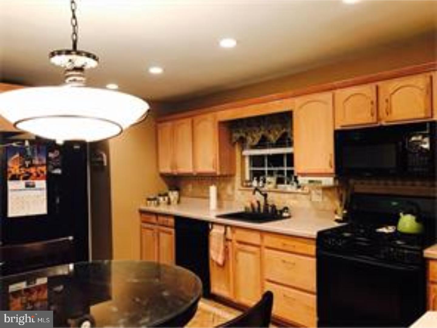 7 Austin Road Turnersville, NJ 08012 - Photo 4 of 20