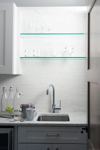 $12,000 | 6 Green Beach Drive, Norwalk, CT 06853