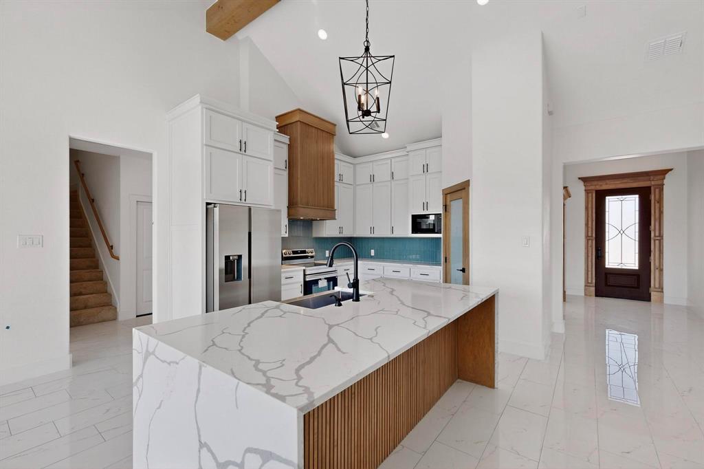 1025 Gonzollas Road Springtown, TX 76082 - Photo 12 of 37