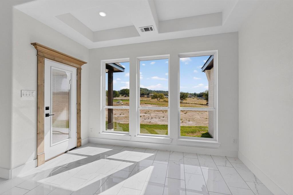 1025 Gonzollas Road Springtown, TX 76082 - Photo 17 of 37