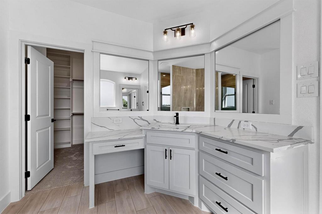 1025 Gonzollas Road Springtown, TX 76082 - Photo 23 of 37