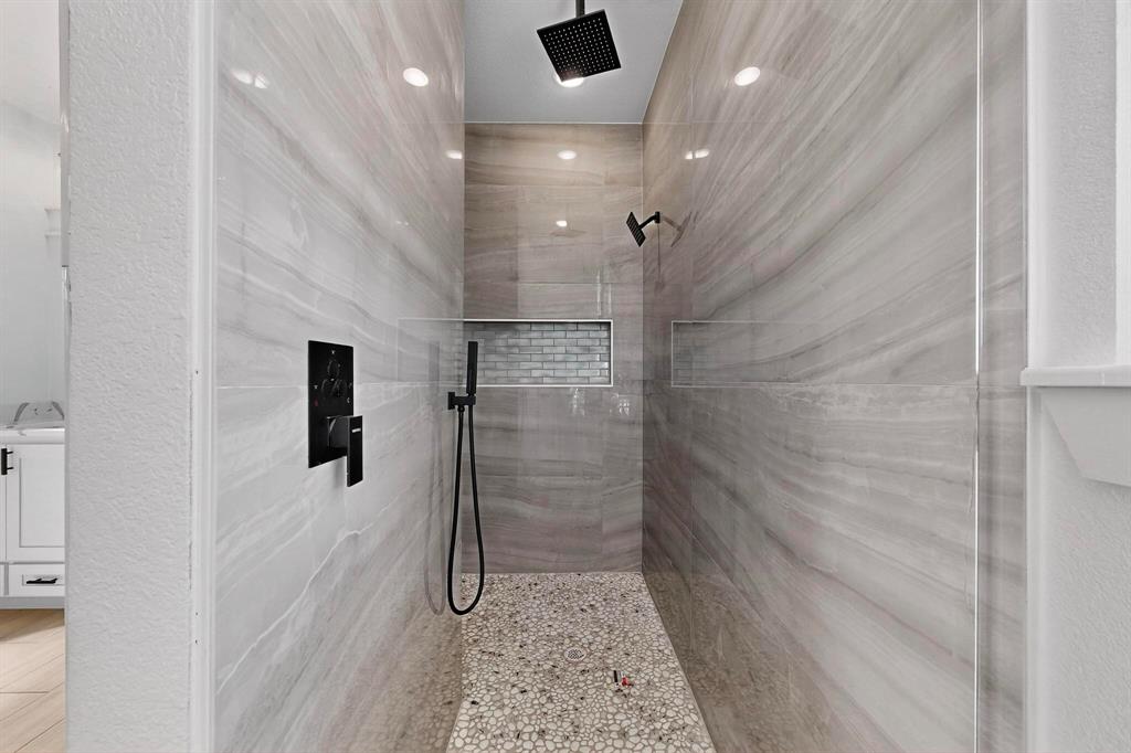 1025 Gonzollas Road Springtown, TX 76082 - Photo 25 of 37