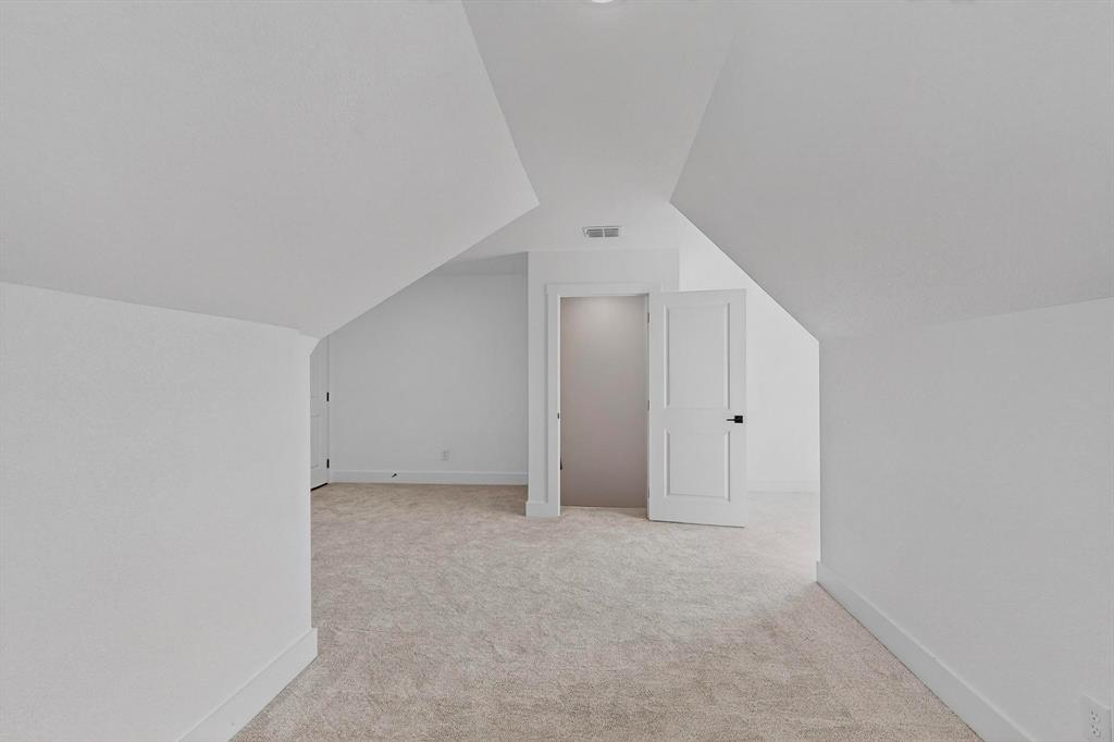 1025 Gonzollas Road Springtown, TX 76082 - Photo 32 of 37