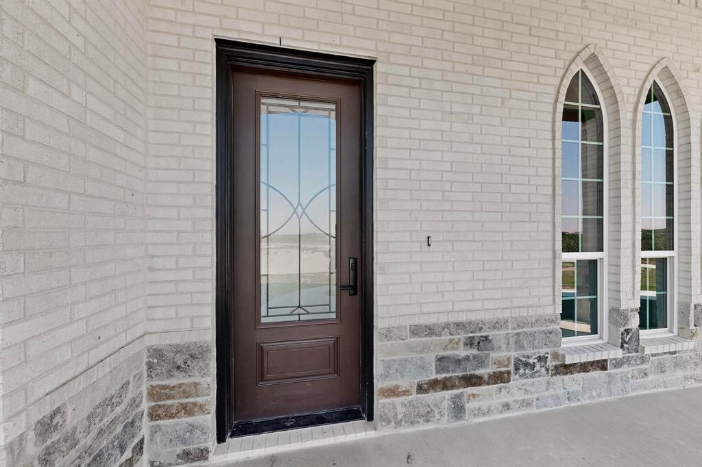 1025 Gonzollas Road Springtown, TX 76082 - Photo 4 of 37