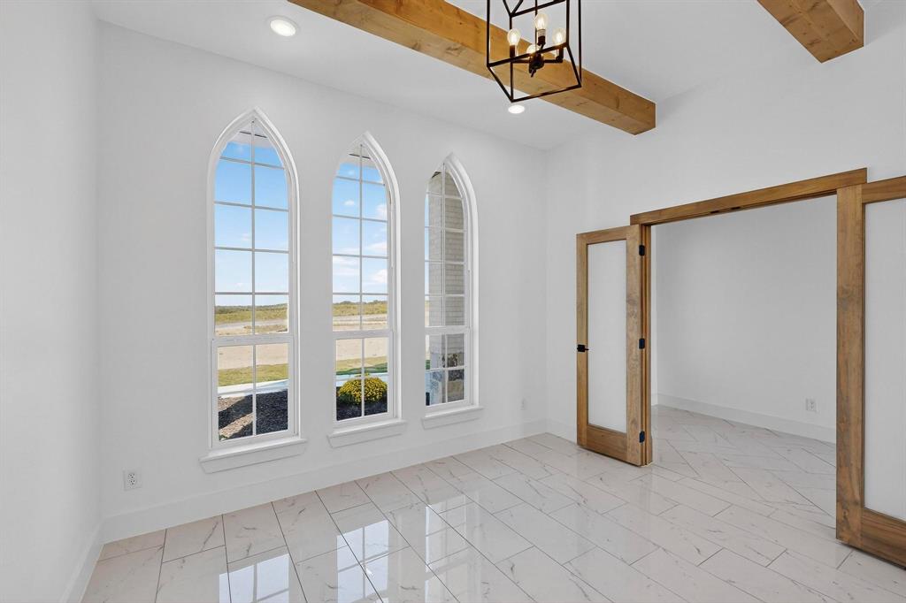 1025 Gonzollas Road Springtown, TX 76082 - Photo 6 of 37