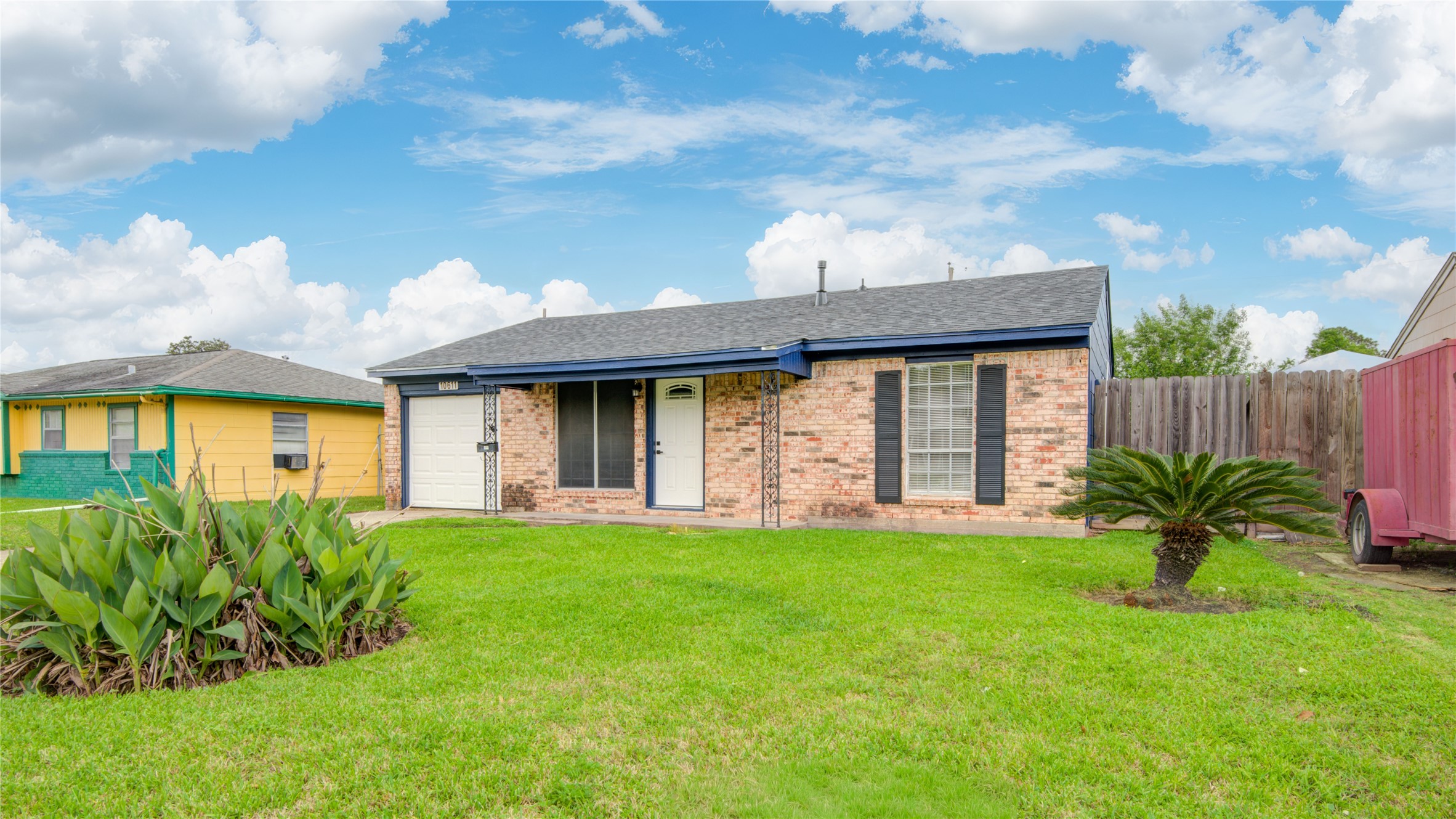 10611 Leitrim Way Houston, TX 77047 - Photo 3 of 28