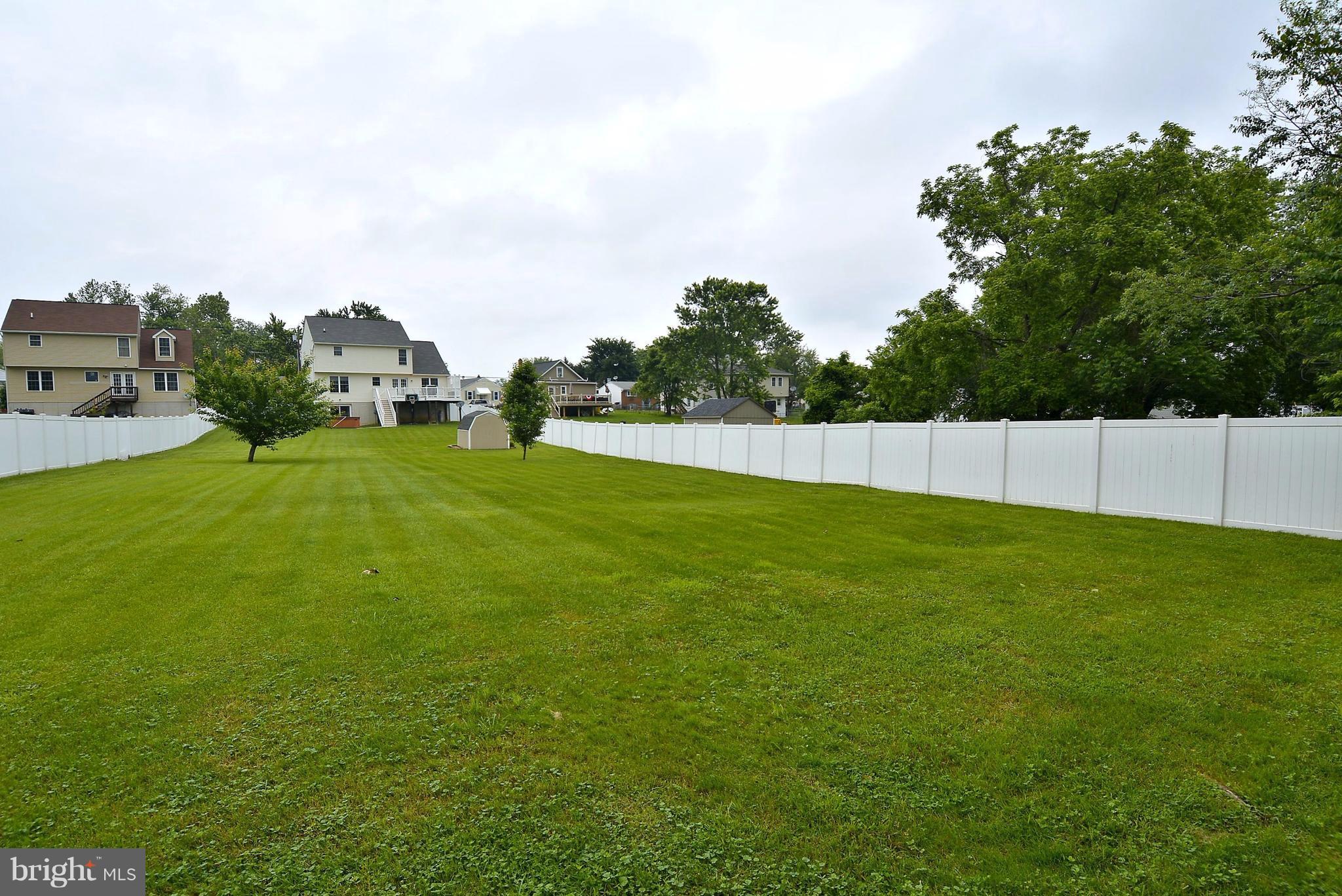 607 Holy Cross Road Baltimore, MD 21225 - Photo 27 of 30 Backyard