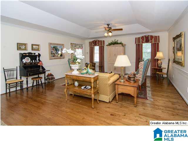 2637 Dolly Ridge Road Birmingham, AL 35243 - Photo 8 of 32