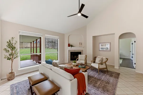 $835,000 | 11200 Savin Hill Lane, Austin, TX 78739