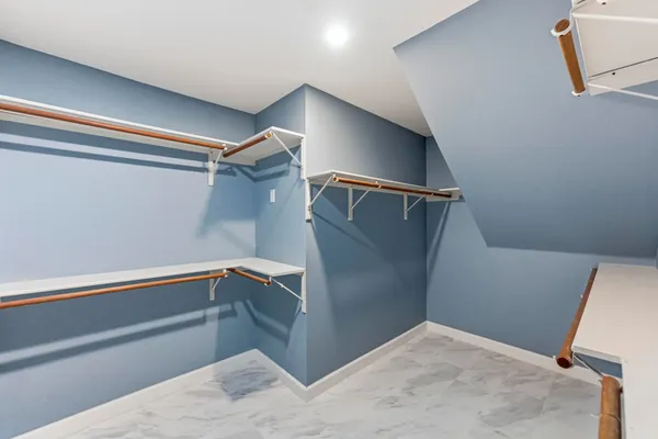 $835,000 | 11200 Savin Hill Lane, Austin, TX 78739