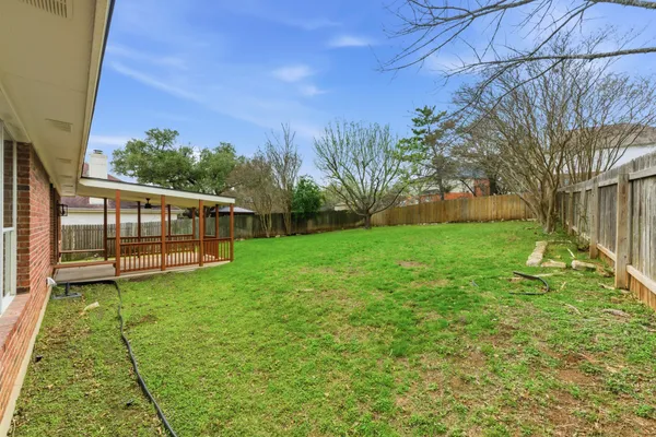 $835,000 | 11200 Savin Hill Lane, Austin, TX 78739