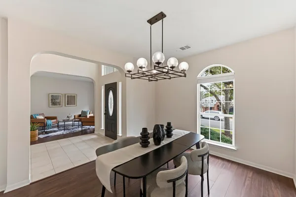 $835,000 | 11200 Savin Hill Lane, Austin, TX 78739