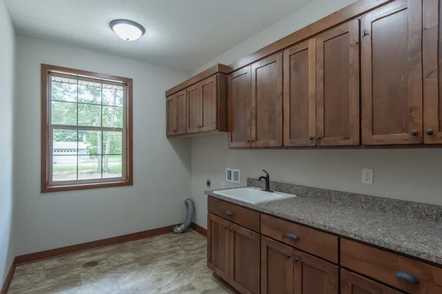 $584,900 | 14502 Lynndale Drive North, Baxter, MN 56425