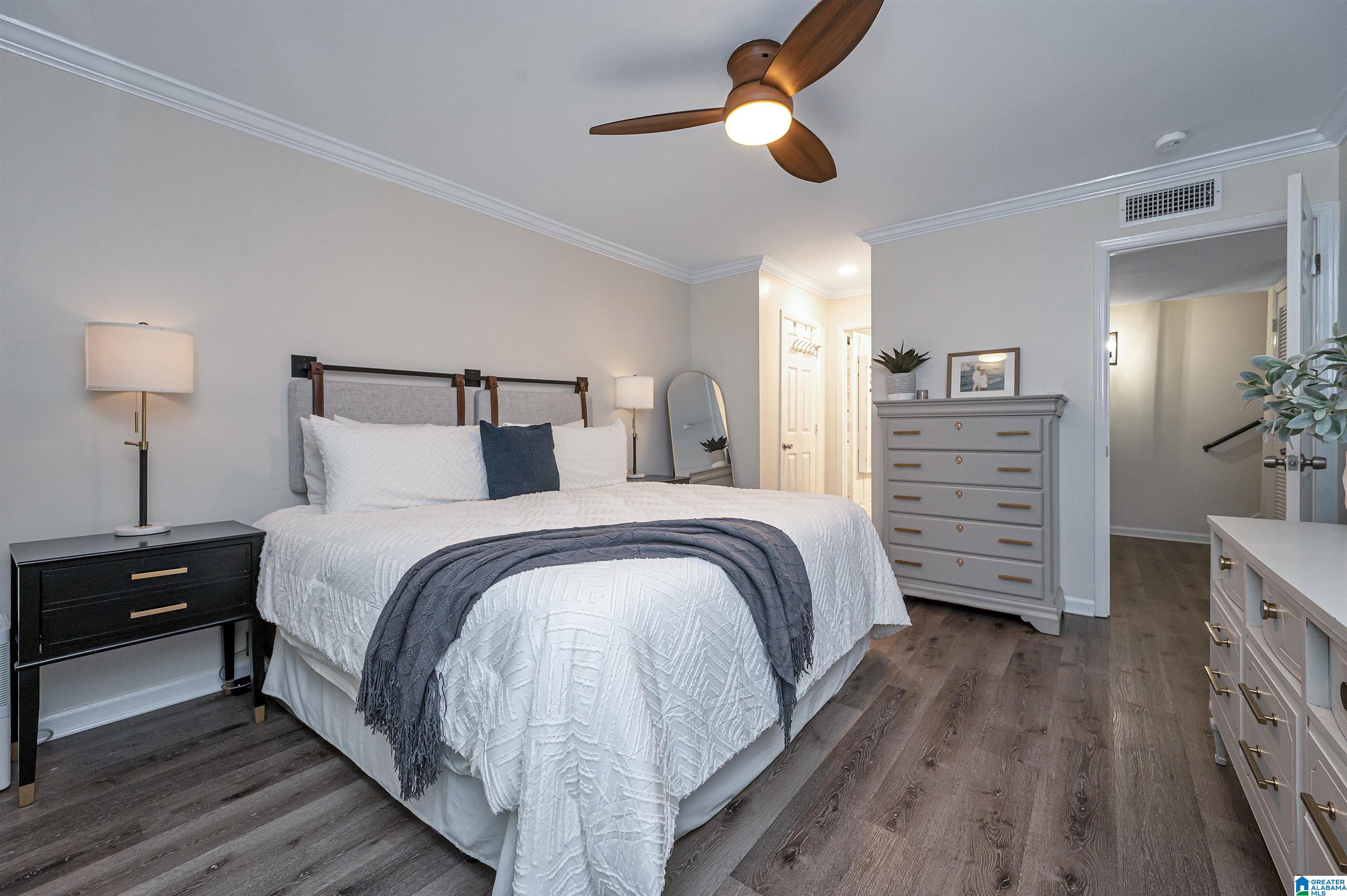152 W Green, Unit 152 Birmingham, AL 35243 - Photo 16 of 40