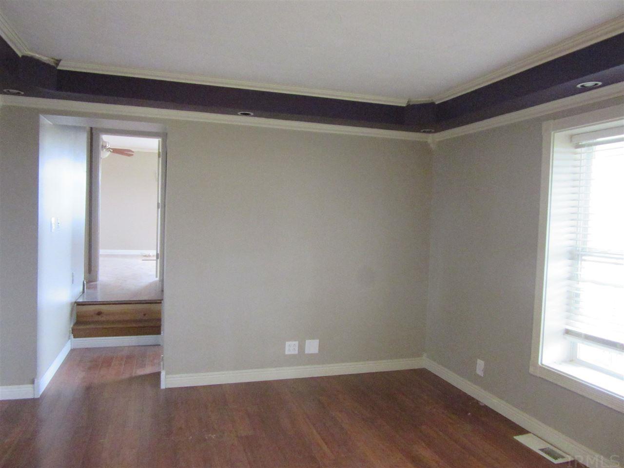 1600 Leatherwood Road Bedford, IN 47421 - Photo 9 of 27