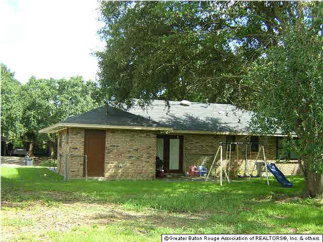5490 Laredo Avenue Baton Rouge, LA 70811 - Photo 4 of 11 Gallery Image 4