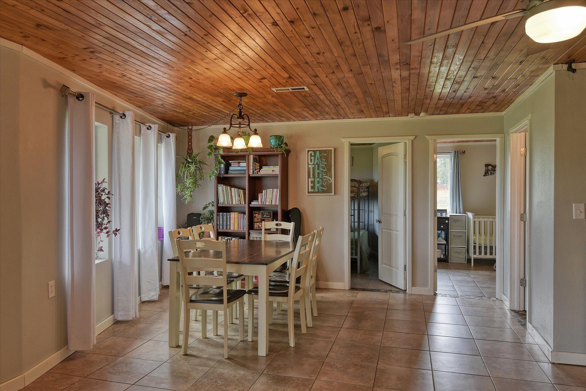 215 West Bridges Road Deer Park, WA 99006 - Photo 9 of 39 Gallery Image 9